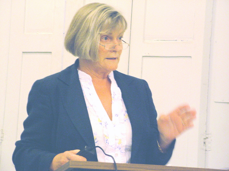 Dr Sheila Breanach-Lynch